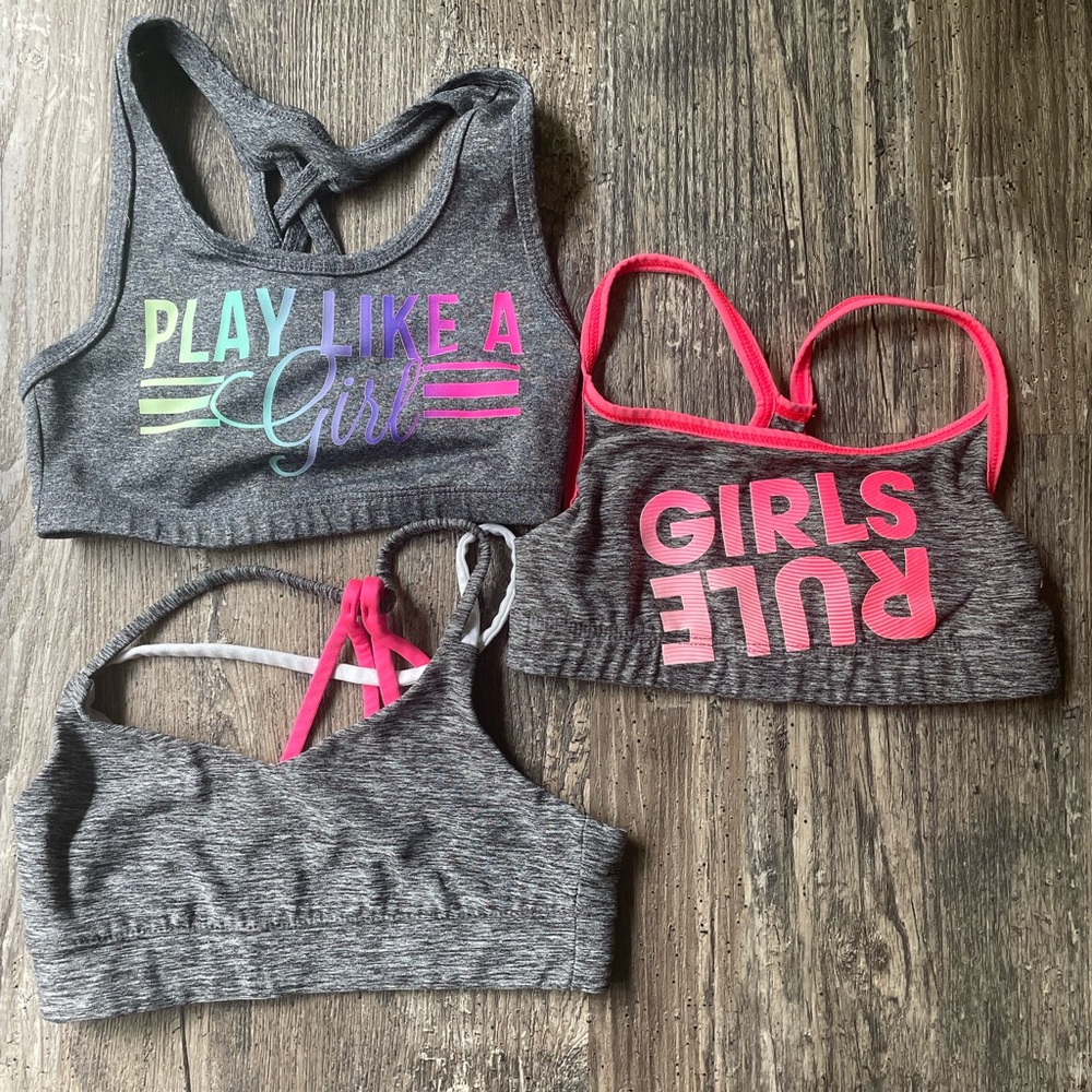 Girls sports bra lot